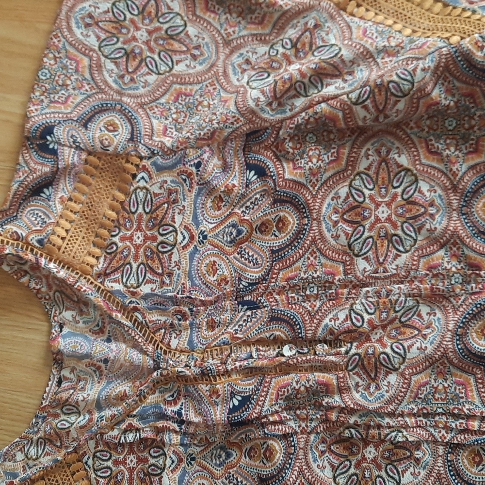 Blouse - Picture 2 of 5